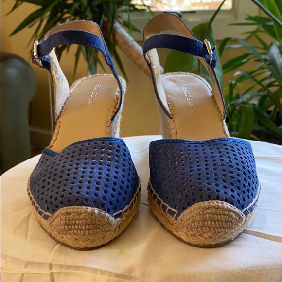 Franci Sarto - Picture 2 of 5